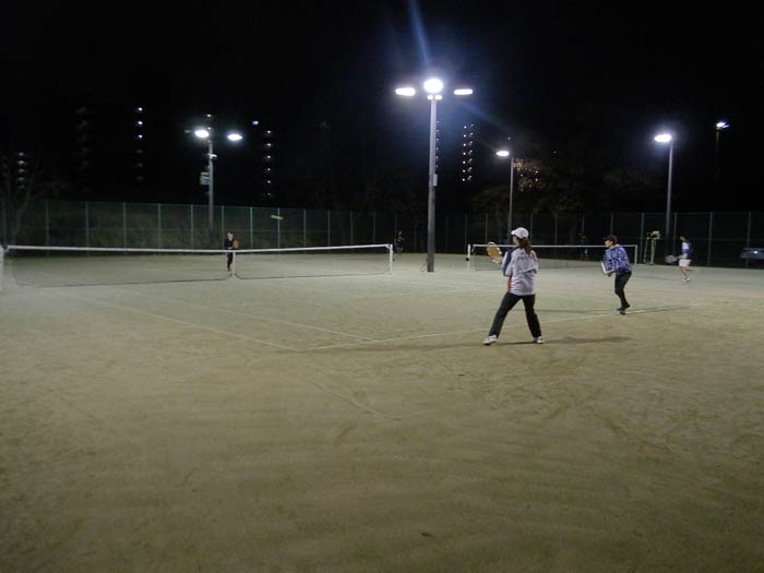 坪井川緑地公園テニスコート ナイター